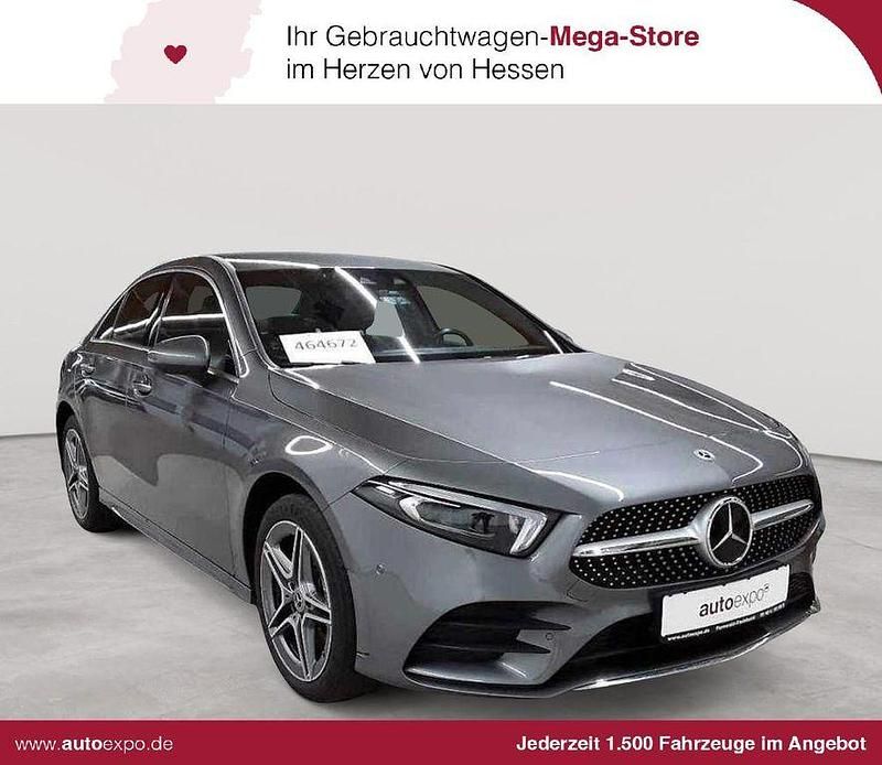 Grau Gebraucht 2022 Mercedes A250 AMG Limousine | 26.689 € (Fairer Preis) - Bild 1/4