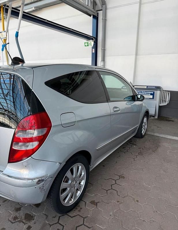 Gebraucht Mercedes A200 140 PS (102 kW) 2005 Silber