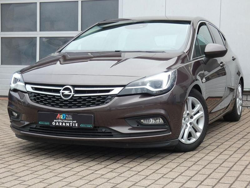 Gebraucht Opel Astra Innovation 110 PS (80 kW) 2015 Braun Limousine