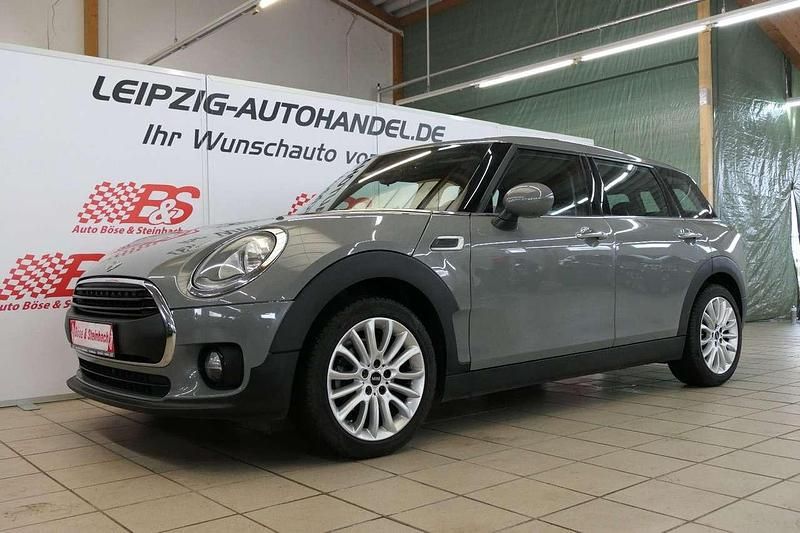 Moonwalk grey (metallic) Gebraucht 2017 Mini One D Kleinwagen | 9.674 € (Fairer Preis) - Bild 1/4