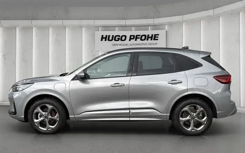 Gebraucht Ford Kuga ST-Line 243 PS (178 kW) 2025 Solar silver metallic SUV