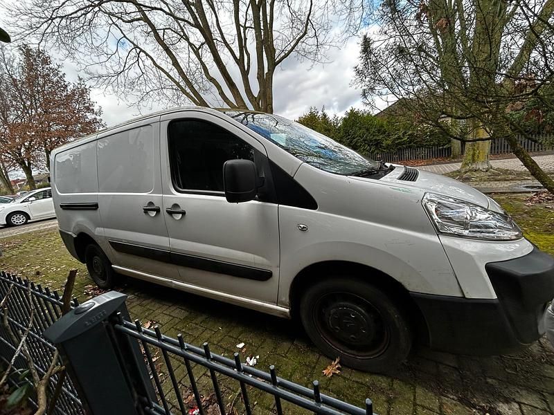 Gebraucht Citroën Jumpy 90 PS (66 kW) 2014 Weiß Van / Kleinbus