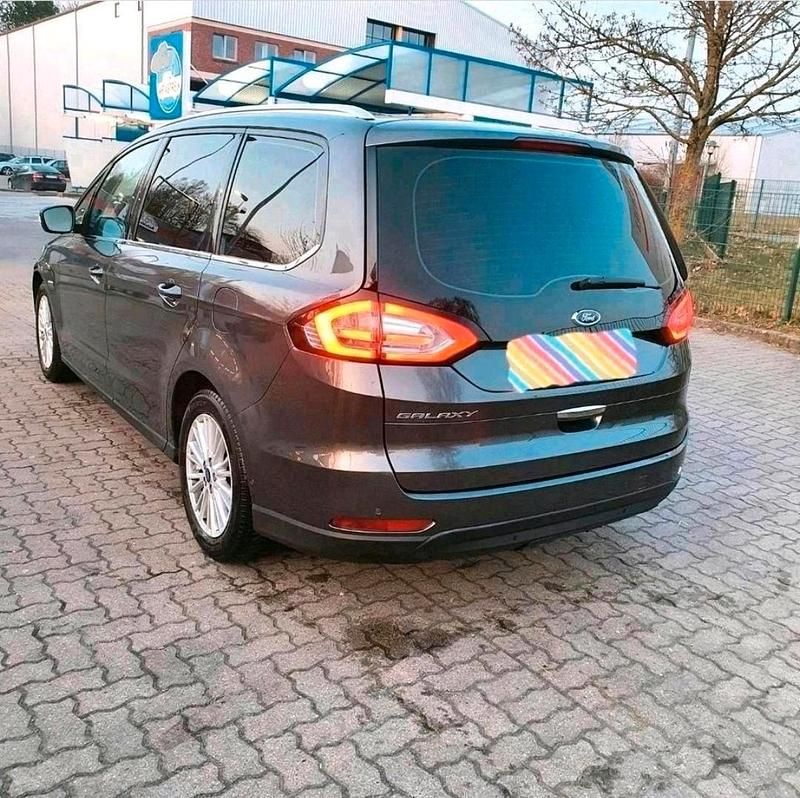 Second-hand Ford Galaxy 150 CP (110 kW) 2017 Gri Monovolum