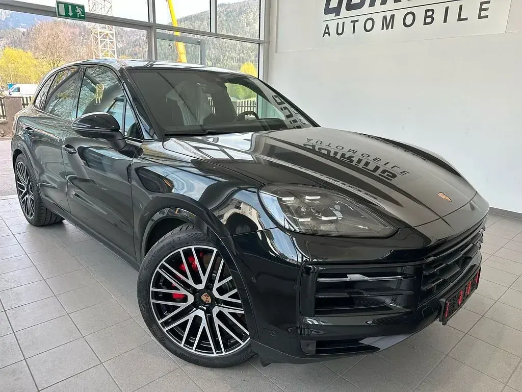 Gebraucht Porsche Cayenne 475 PS (349 kW) 2025 Schwarz SUV