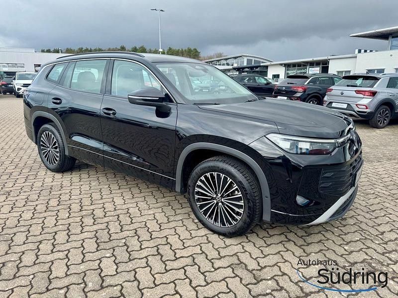 Gebraucht VW Tayron Life 193 PS (141 kW) 2025 Grenadillschwarz SUV