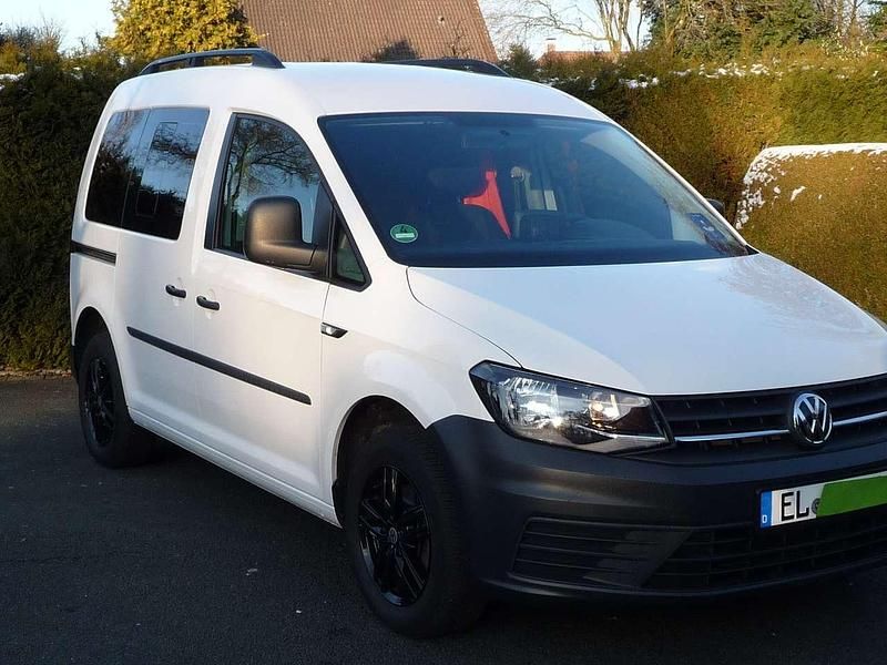 Gebraucht VW Caddy 84 PS (61 kW) 2016 Weiß Van / Kleinbus