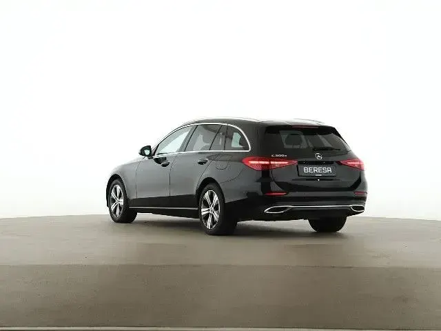 Gebraucht Mercedes C300e 313 PS (230 kW) 2023