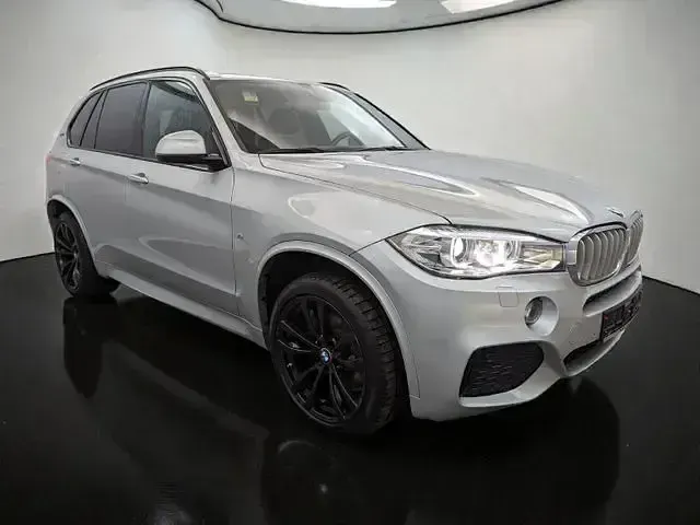Gebraucht BMW X5 M Sport 313 PS (230 kW) 2018 Glaciersilber SUV