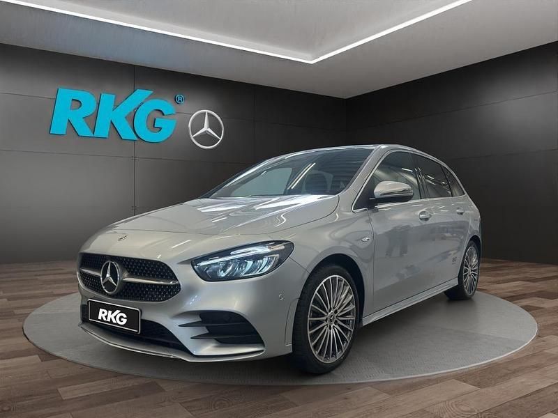 Gebraucht Mercedes B250e AMG line 218 PS (160 kW) 2025 Silber Van / Kleinbus