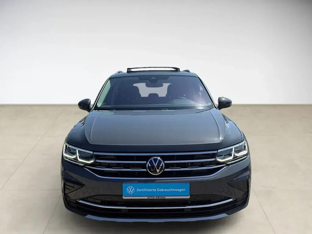 Gebraucht VW Tiguan Elegance 150 PS (110 kW) 2022 Grau SUV
