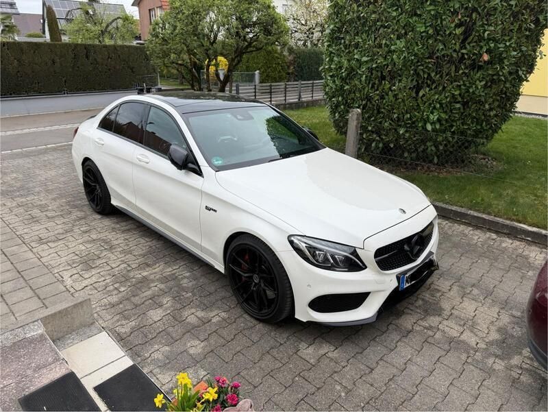 Weiß Gebraucht 2016 Mercedes C450 AMG AMG Limousine | 29.550 € (Teuer) - Bild 1/4