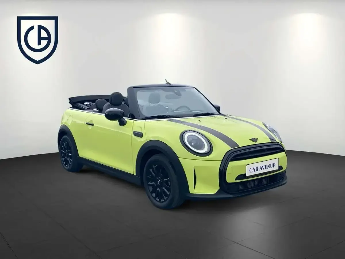 Gebraucht Mini Cooper Cabriolet Classic 136 PS (100 kW) 2023 Zesty yellow Cabrio