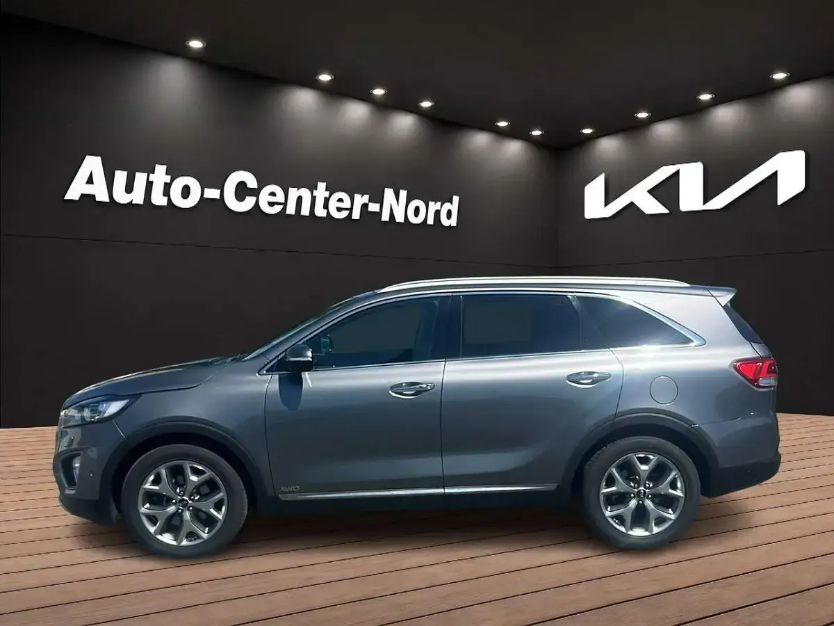 Gebraucht Kia Sorento Platinum Edition 200 PS (147 kW) 2017 Metal stream metallic SUV