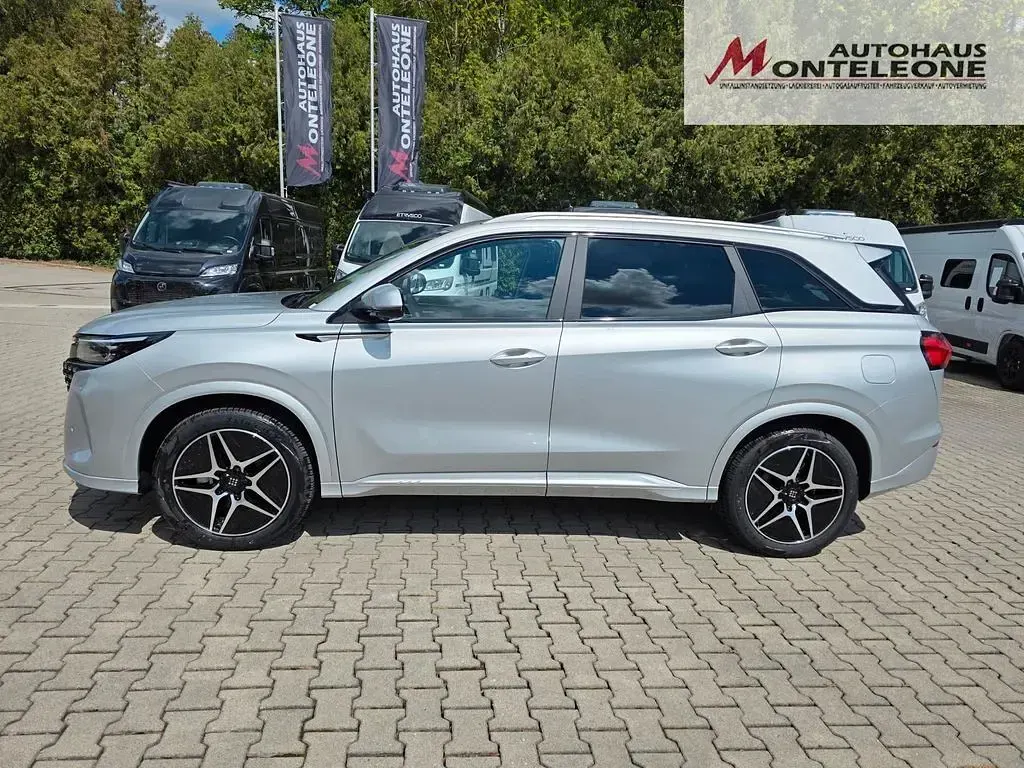 Neu DFSK E5 177 PS (130 kW) 2026 Grün SUV