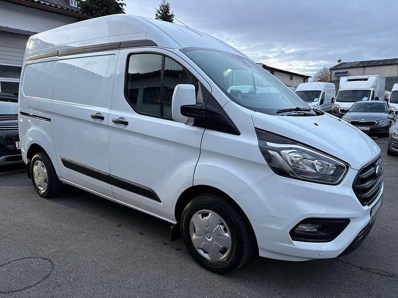 Gebraucht Ford Transit Custom 105 PS (77 kW) 2019 Weiß Van / Kleinbus
