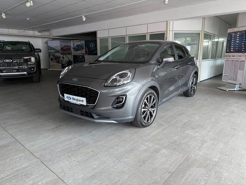 Gebraucht Ford Puma Titanium 155 PS (114 kW) 2024 Lackierung metallic "magnetic SUV