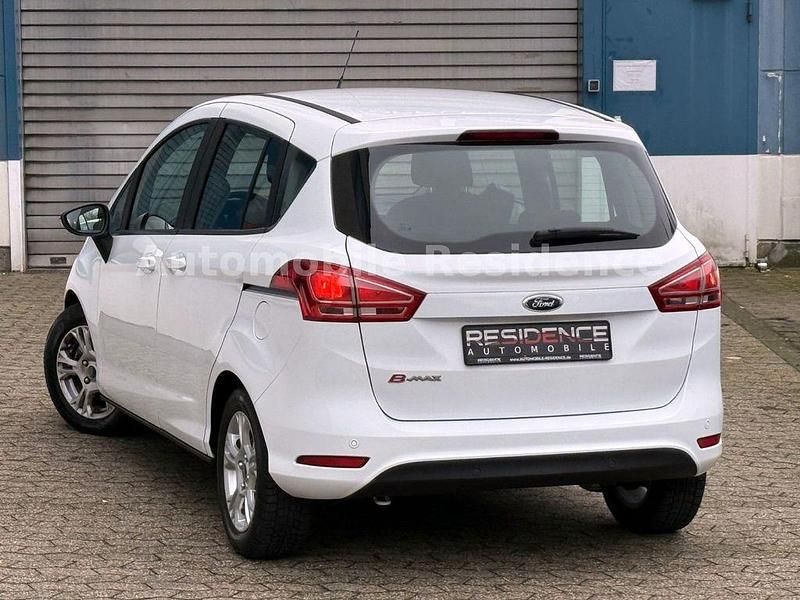Gebraucht Ford B-MAX SYNC Edition 105 PS (77 kW) 2017 Weiß Van / Kleinbus