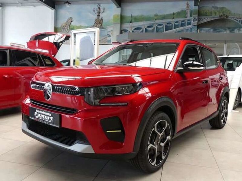 Rot Neu 2025 Citroën C3 Start Kleinwagen | 23.263 € (Teuer) - Bild 1/4