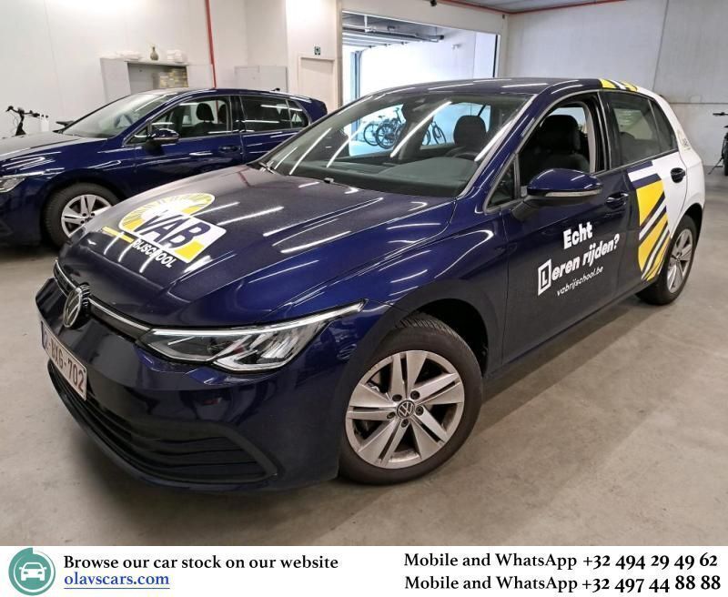 Blau Gebraucht 2022 VW Golf VIII Limousine | 15.972 € (Superpreis) - Bild 1/4
