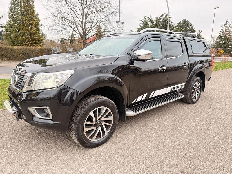Gebraucht Nissan Navara Tekna 190 PS (139 kW) 2017 Schwarz Pickup