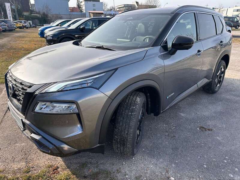 Dark grey (m) Neu 2024 Nissan X-Trail SUV | 41.500 € - Bild 1/4