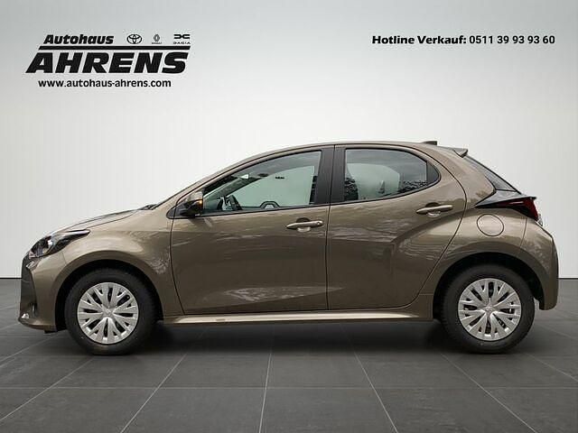 Gebraucht Toyota Yaris Comfort 72 PS (52 kW) 2024 Marlingrau metallic Kleinwagen