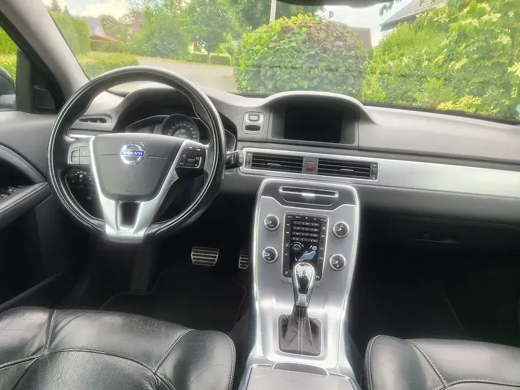 Gebraucht Volvo V70 136 PS (100 kW) 2015 Grau Kombi