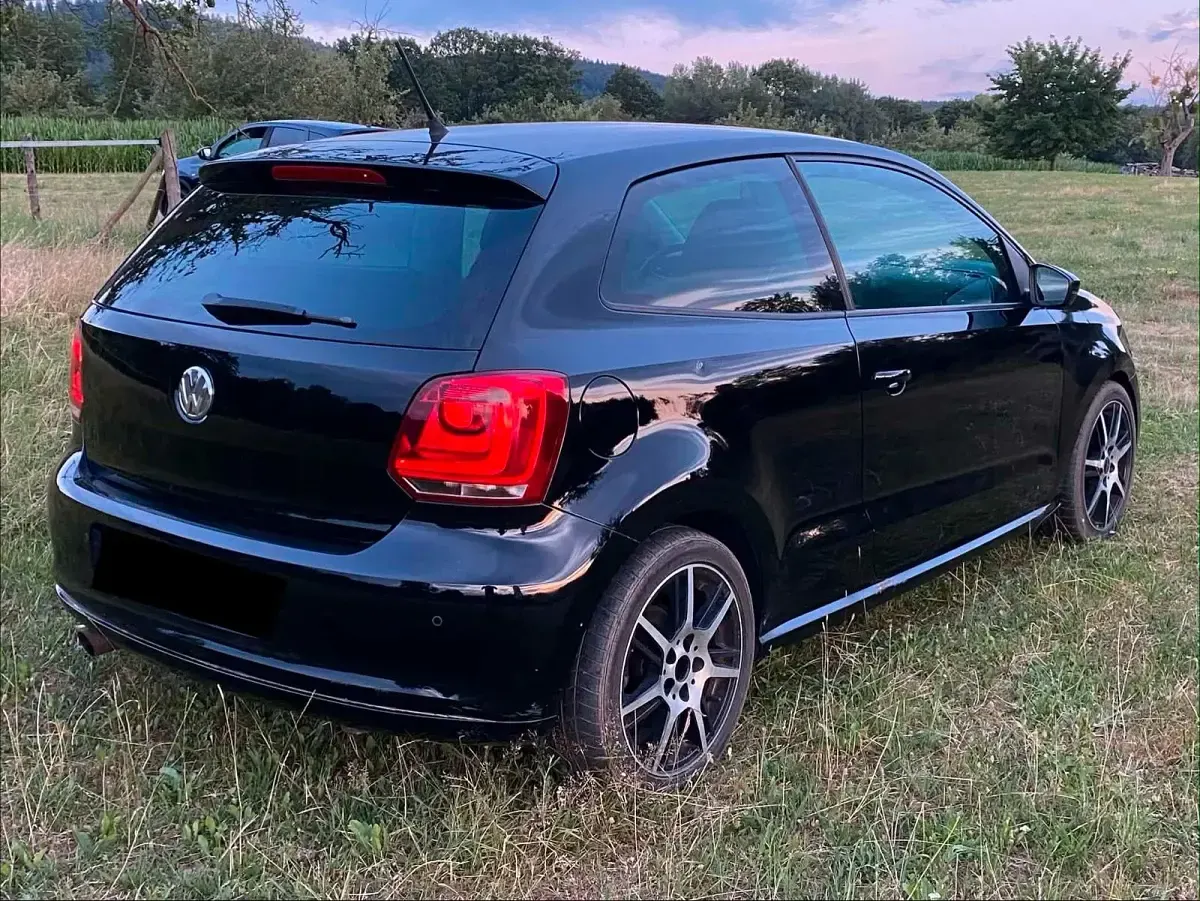 Gebraucht VW Polo 86 PS (63 kW) 2012 Schwarz Kleinwagen