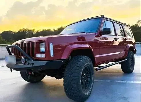 Gebraucht Jeep Cherokee 173 PS (127 kW) 1989 Rot SUV