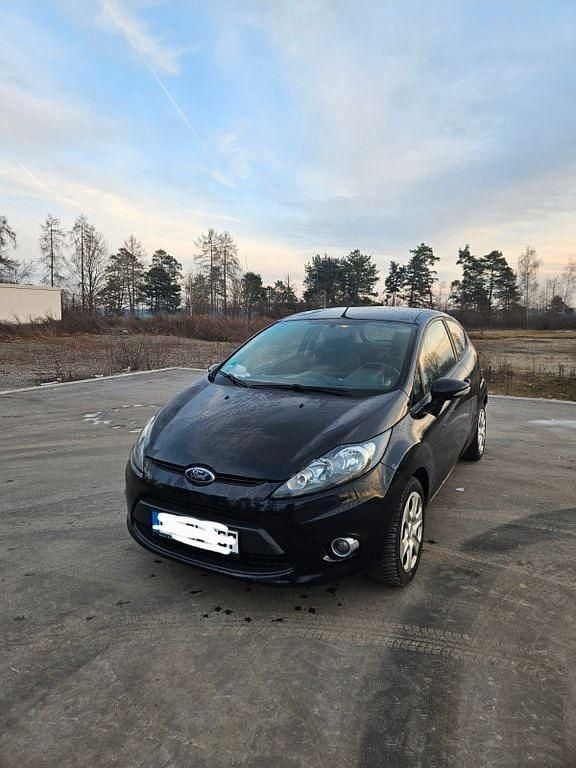 Schwarz Gebraucht 2012 Ford Fiesta Champions Edition Kleinwagen | 1.700 € (Superpreis) - Bild 1/4