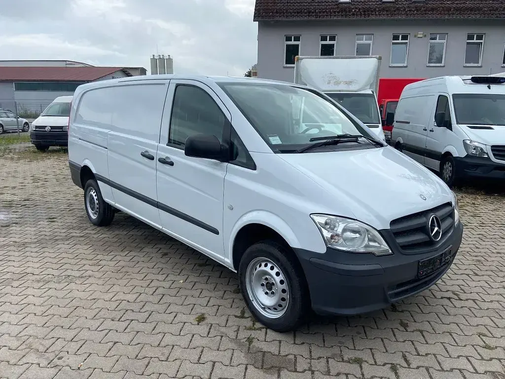 Gebraucht Mercedes Vito 163 PS (119 kW) 2014 Weiß Van