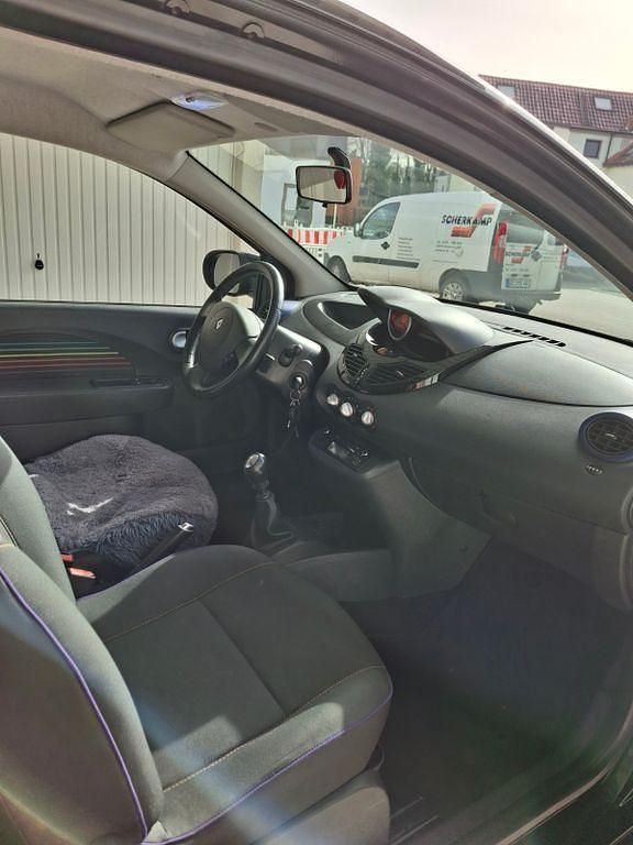 Gebraucht Renault Twingo 75 PS (55 kW) 2014 Schwarz Kleinwagen