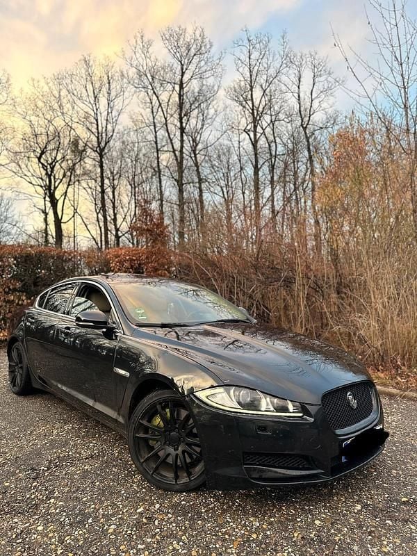 Gebraucht Jaguar XF 275 PS (202 kW) 2012 Andere farben Limousine