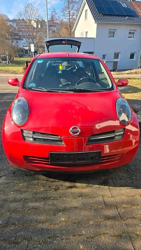 Rot Gebraucht 2005 Nissan Micra Kleinwagen | 300 € (Superpreis) - Bild 1/4