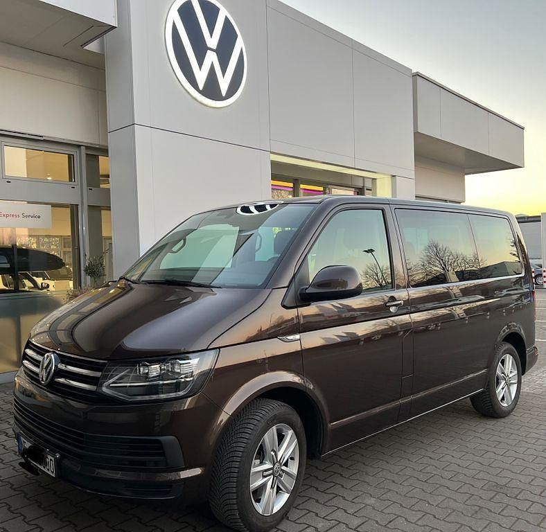 Braun Gebraucht 2018 VW T6 Comfortline Van | 28.500 € (Guter Preis) - Bild 1/4