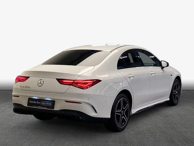 Gebraucht Mercedes CLA250e Advanced 218 PS (160 kW) 2021 Weiß Limousine