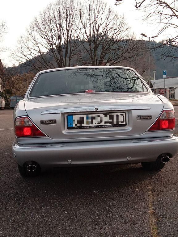 Gebraucht Jaguar XJ8 Sovereign 284 PS (208 kW) 2001 Silber Limousine