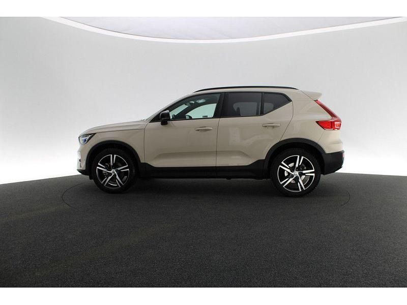 Gebraucht Volvo XC40 Plus 163 PS (119 kW) 2025 Sand dune SUV