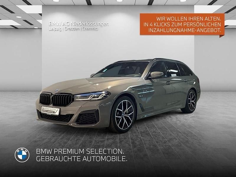 Grau Gebraucht 2022 BMW 530e M Sport Kombi | 38.407 € (Etwas zu teuer) - Bild 1/4