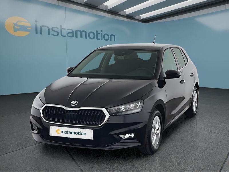 Schwarz Gebraucht 2022 Skoda Fabia Kleinwagen | 19.699 € (Etwas zu teuer) - Bild 1/4