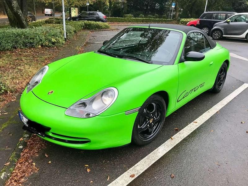 Silber Gebraucht 2000 Porsche 996 Cabrio | 33.600 € (Fairer Preis) - Bild 1/4