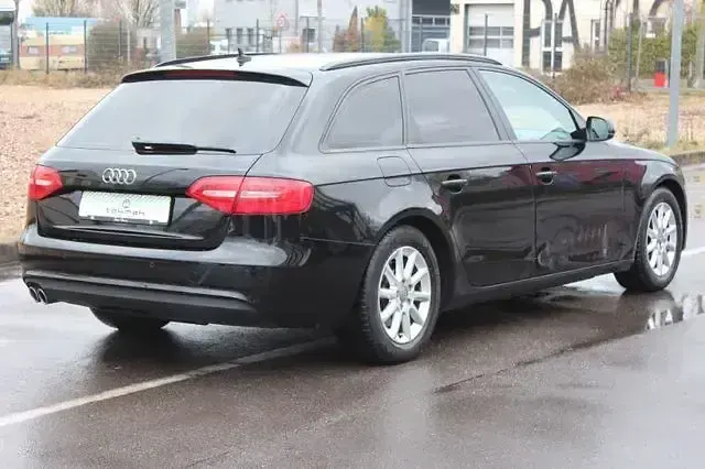 Gebraucht Audi A4 Attraction 218 PS (160 kW) 2015 Andere Kombi