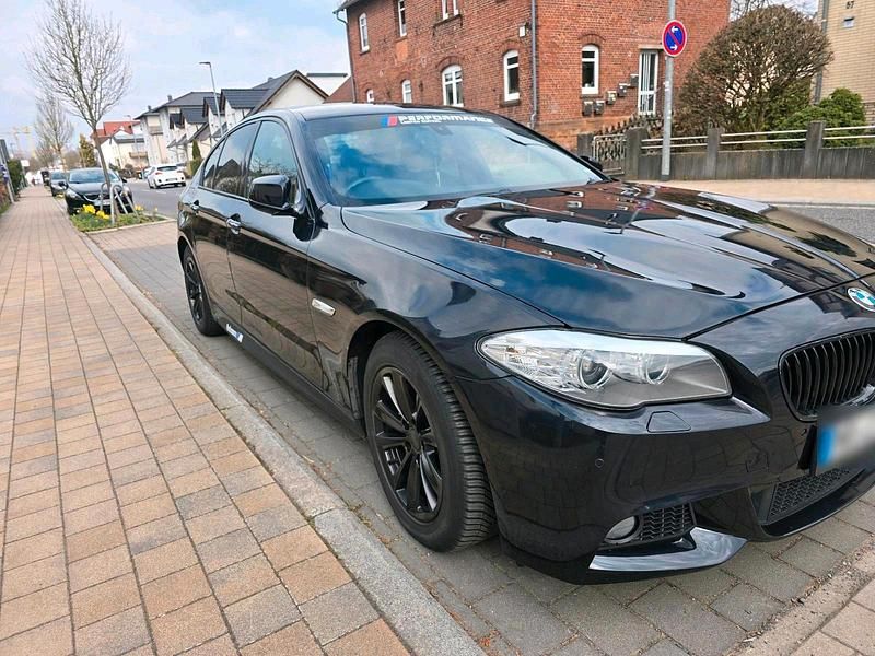 Second-hand BMW 525 204 CP (150 kW) 2025 Negru Berlinǎ