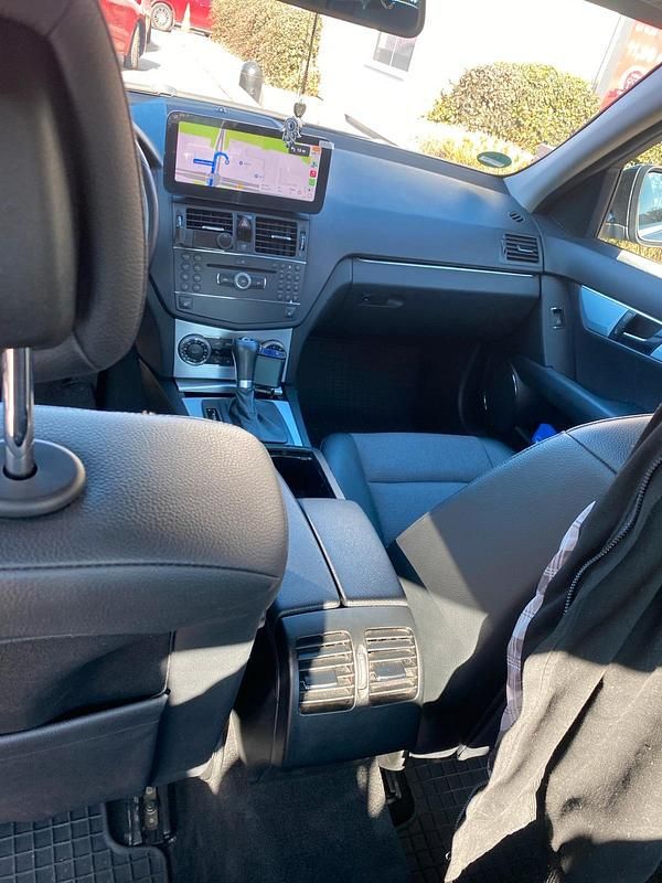 Gebraucht Mercedes C180 156 PS (114 kW) 2007 Schwarz Limousine