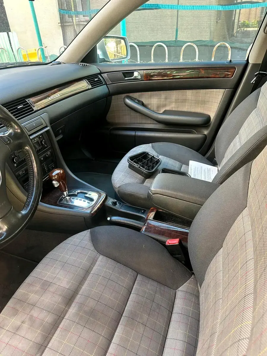 Gebraucht Audi A6 250 PS (183 kW) 2001 Silber Kombi