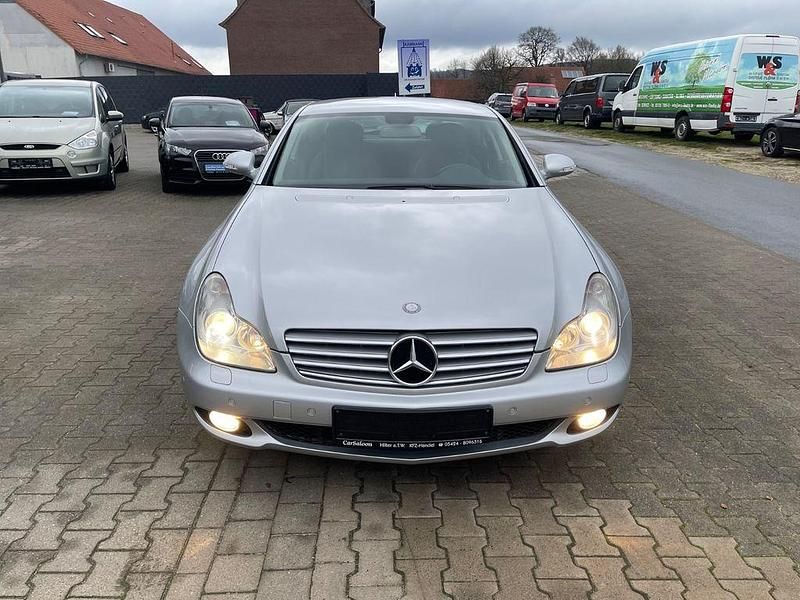 Gebraucht Mercedes CLS350 272 PS (200 kW) 2007 Silber Limousine