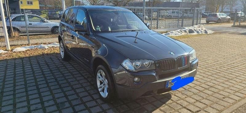 Gebraucht BMW X3 Lifestyle 177 PS (130 kW) 2009 Blau SUV
