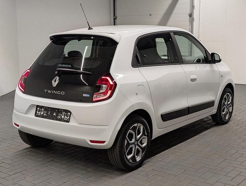 Gebraucht Renault Twingo Zen 60 kW (82 PS) 2022 Weiß Kleinwagen