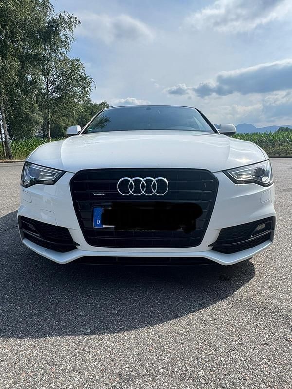 Weiß Gebraucht 2016 Audi A5 Coupé | 13.000 € (Guter Preis) - Bild 1/4