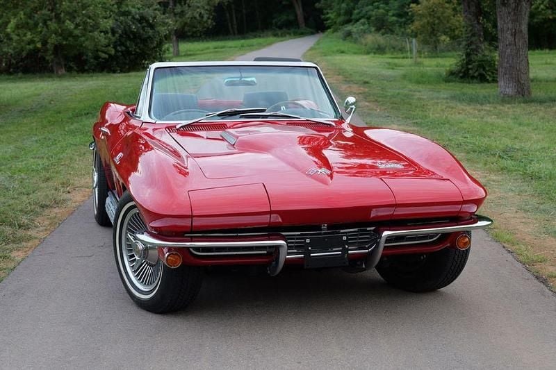 Rot Gebraucht 1966 Corvette Stingray Cabrio | 97.000 € - Bild 1/4